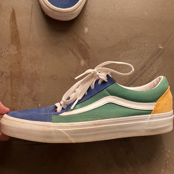 Men’s Vans size 8 - Picture 4 of 4